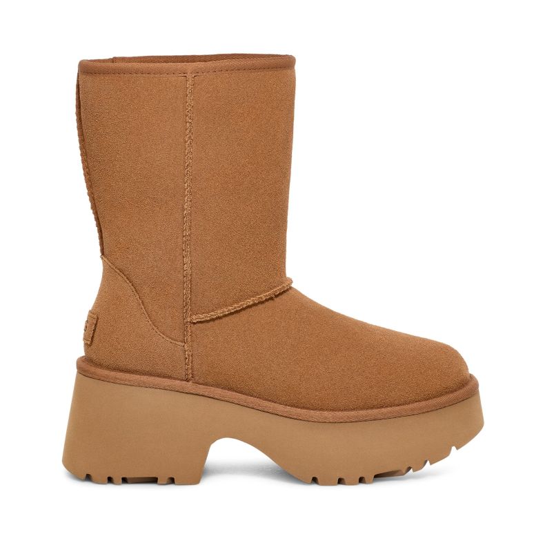 Ugg W Classic Short New Heights Chestnut